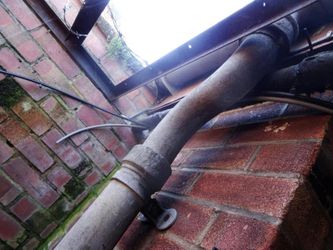 Peterbrough Asbestos Removal dispose of chrysotile downpipes